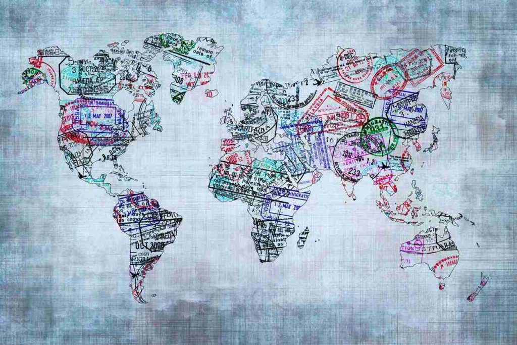 Booking.com reveals 10 trends that will shape travel and accommodation success in 2026.